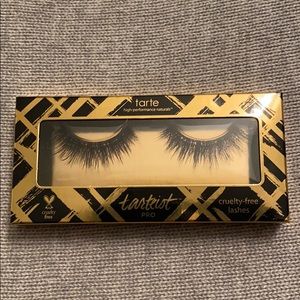 Tarte Lashes in “Goddess”